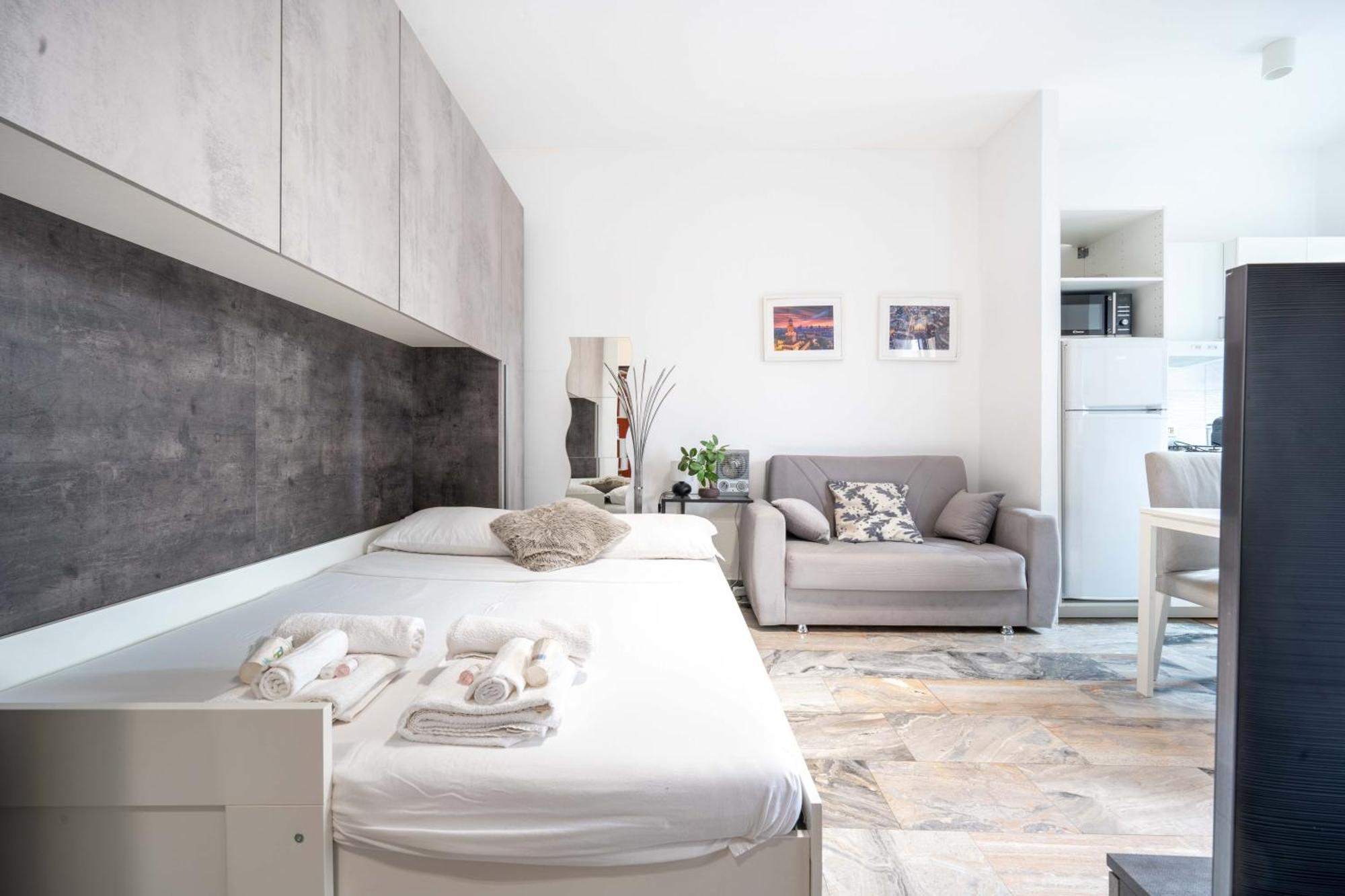 Suite 12 Milano Centro Parking Free Exterior photo
