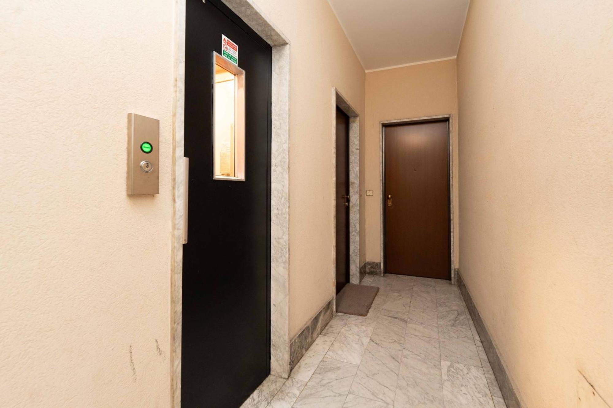 Suite 12 Milano Centro Parking Free Exterior photo